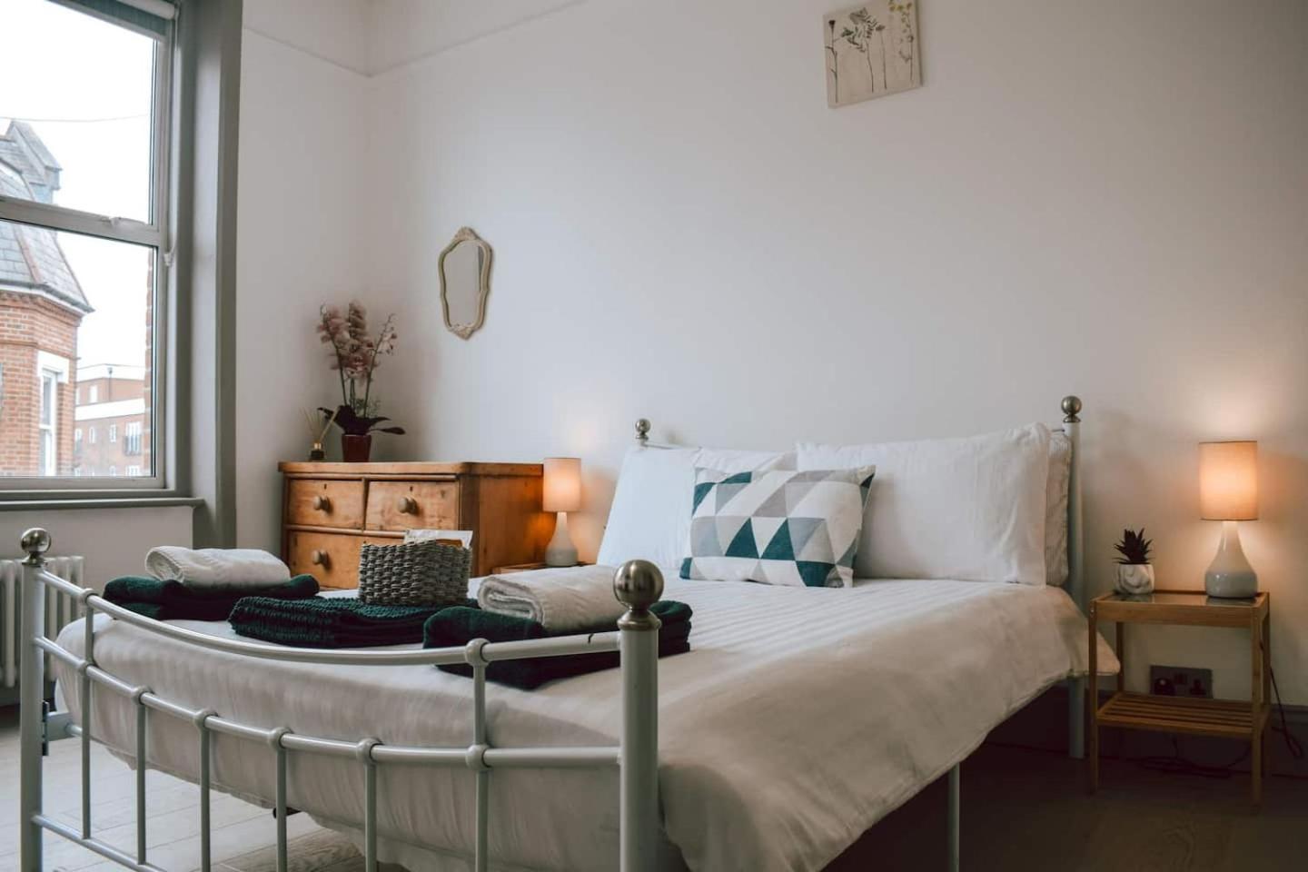 The Twickenham Apartment Near Strawberry Hill 外观 照片